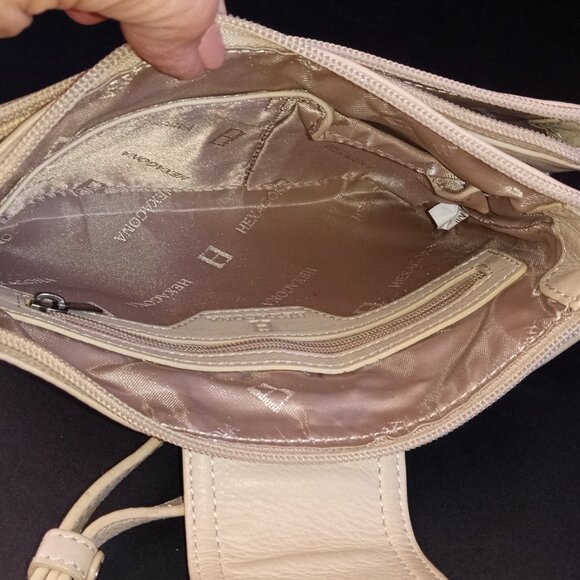 HEXAGONA PARIS Ivory Leather Crossbody Organizer Flat Profile - Picture 15 of 16